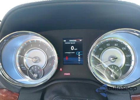 2014 Chrysler 300 z USA, uszkodzony, nr VIN 2C3CCAAG8EH156946